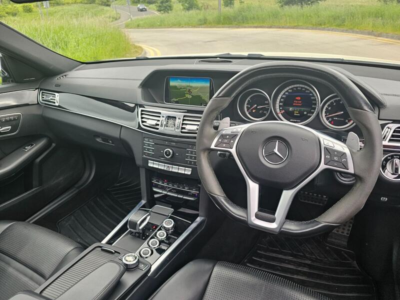 MERCEDES-BENZ E CLASS