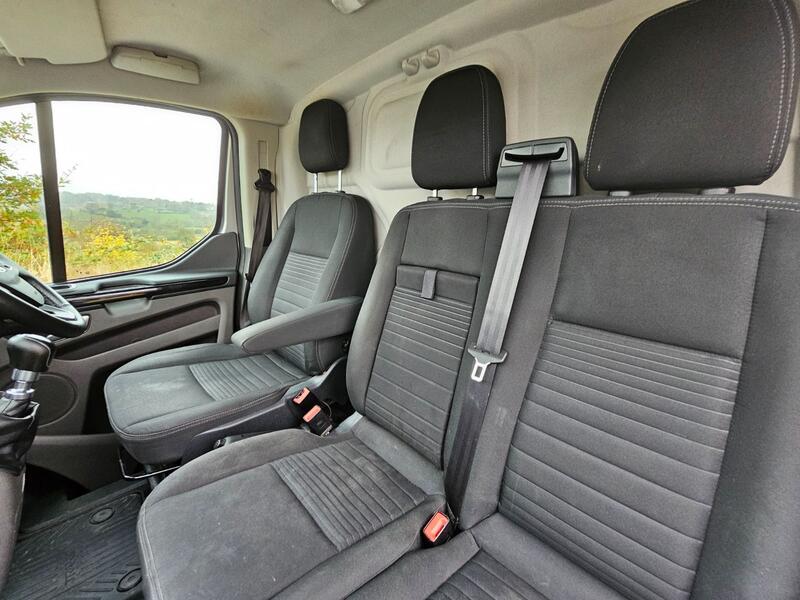 FORD TRANSIT CUSTOM