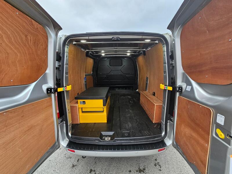 FORD TRANSIT CUSTOM