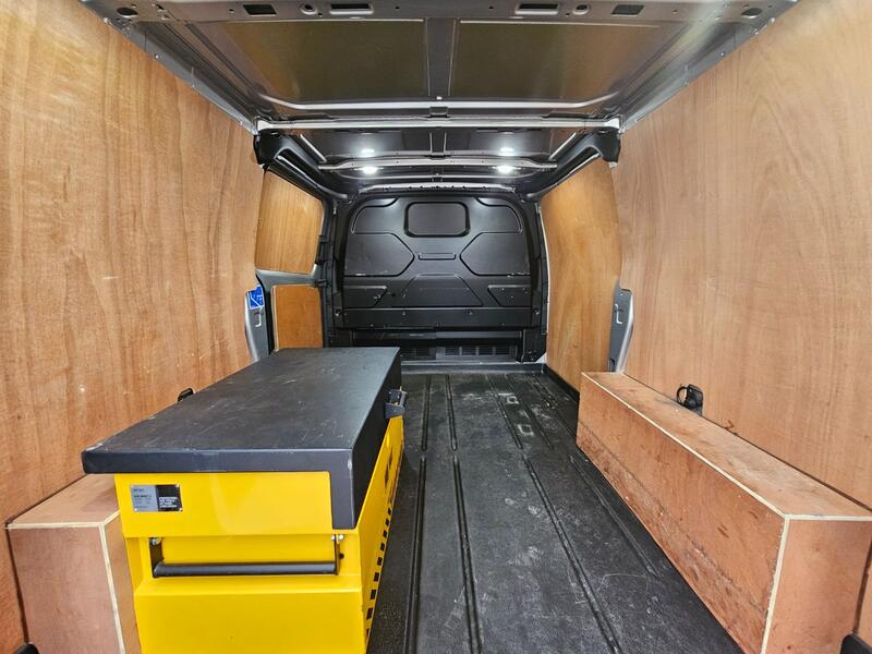 FORD TRANSIT CUSTOM