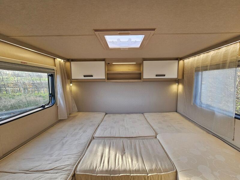 AUTO-TRAIL F-70
