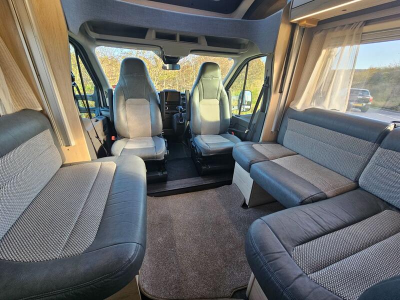 AUTO-TRAIL F-70