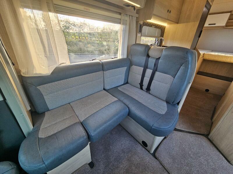 AUTO-TRAIL F-70