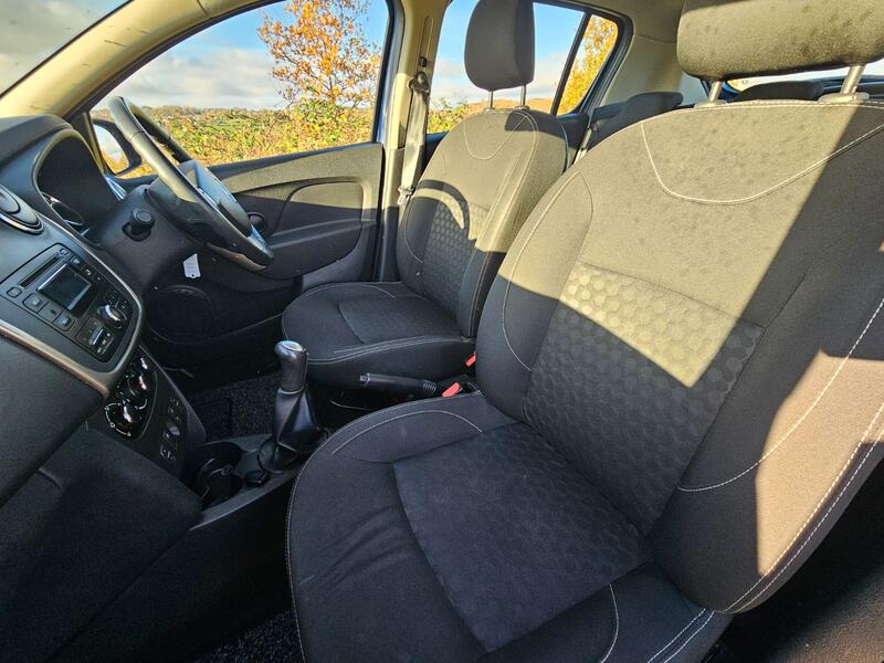 DACIA SANDERO
