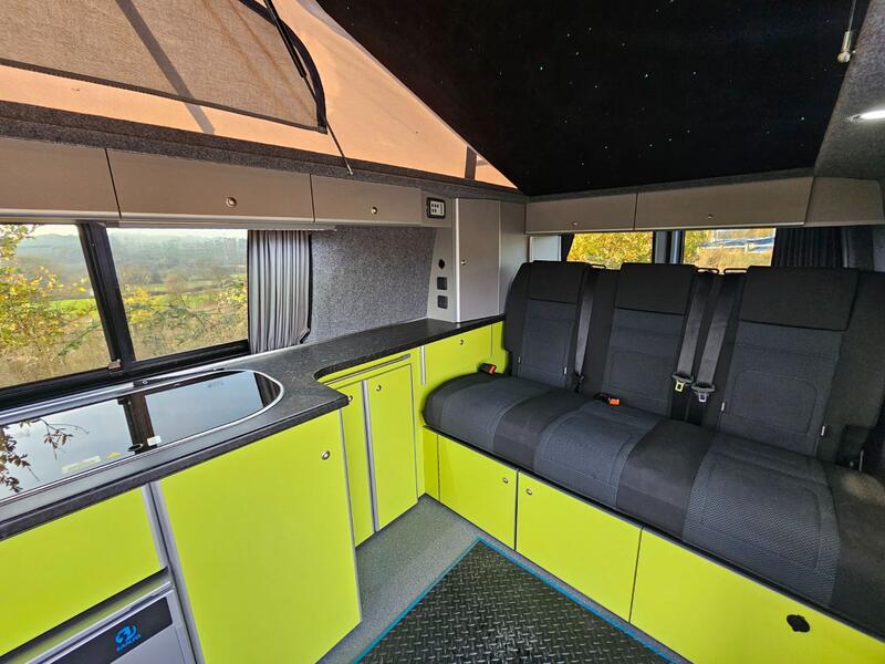 VOLKSWAGEN CAMPERVAN