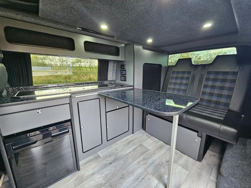 VOLKSWAGEN CAMPERVAN