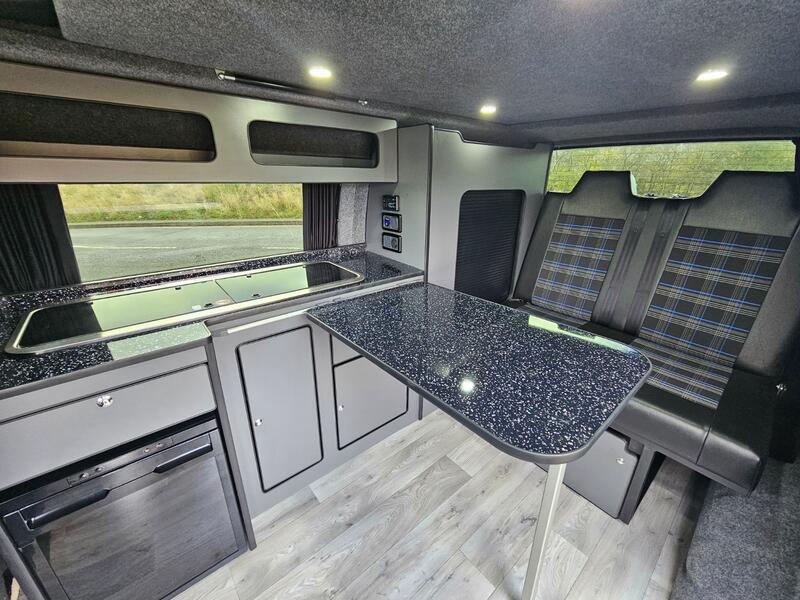 VOLKSWAGEN CAMPERVAN