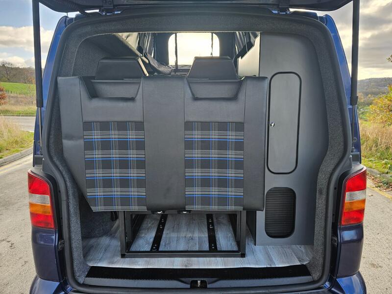 VOLKSWAGEN CAMPERVAN