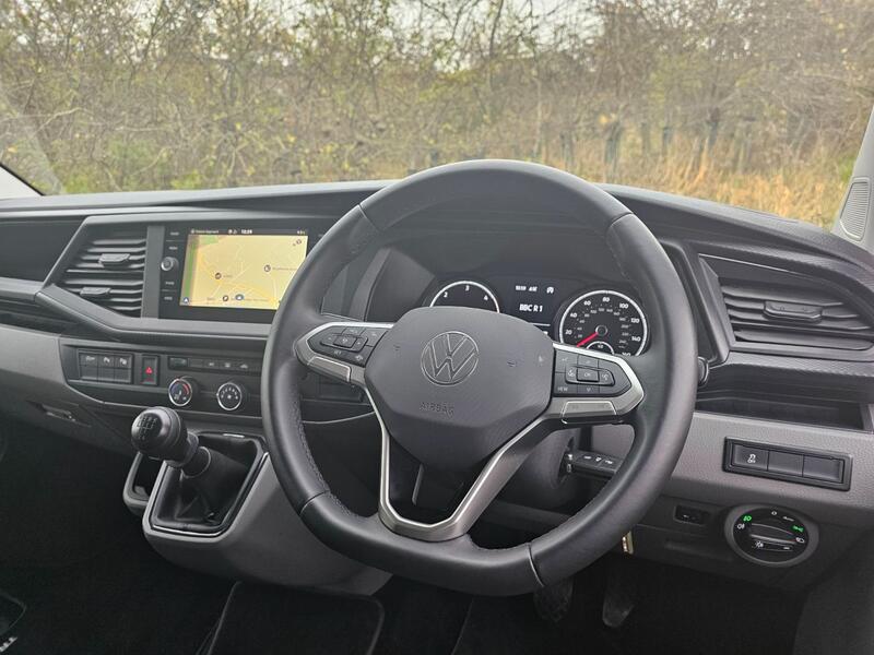 VOLKSWAGEN TRANSPORTER