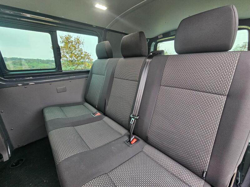 VOLKSWAGEN TRANSPORTER