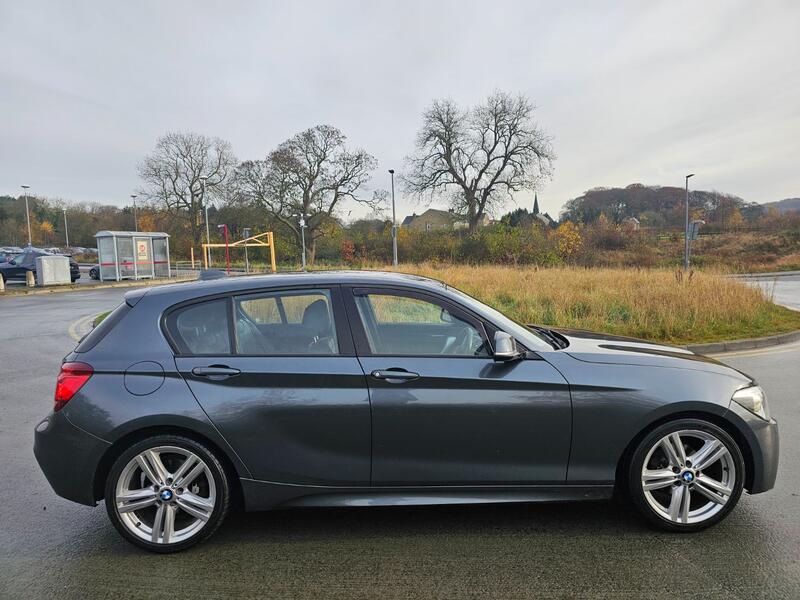 BMW 1 SERIES