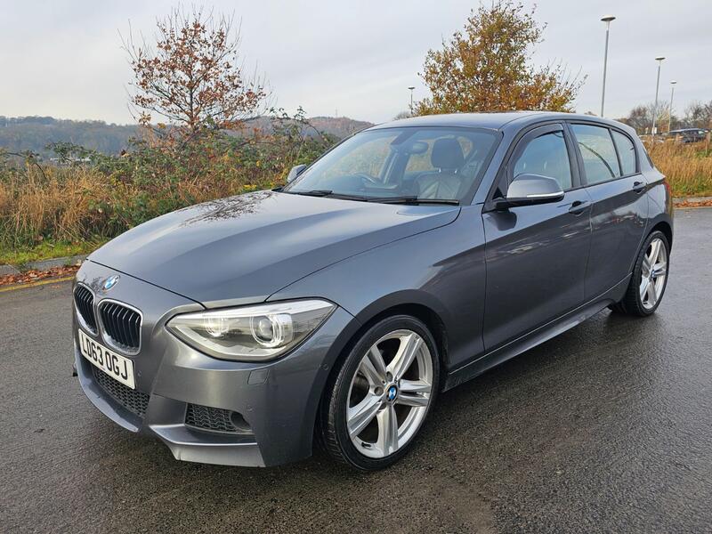 BMW 1 SERIES