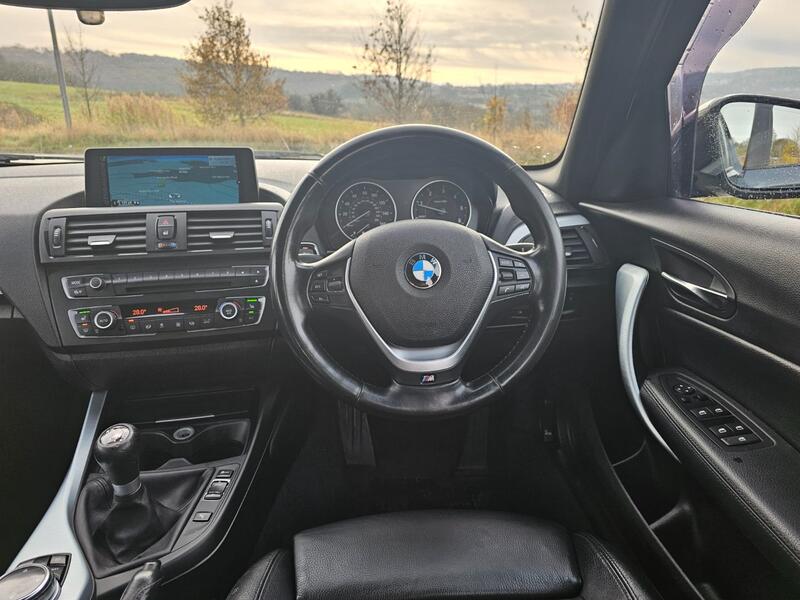 BMW 1 SERIES