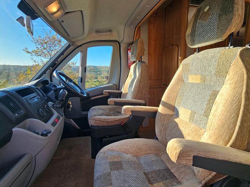 IH MOTORHOMES TIO RL