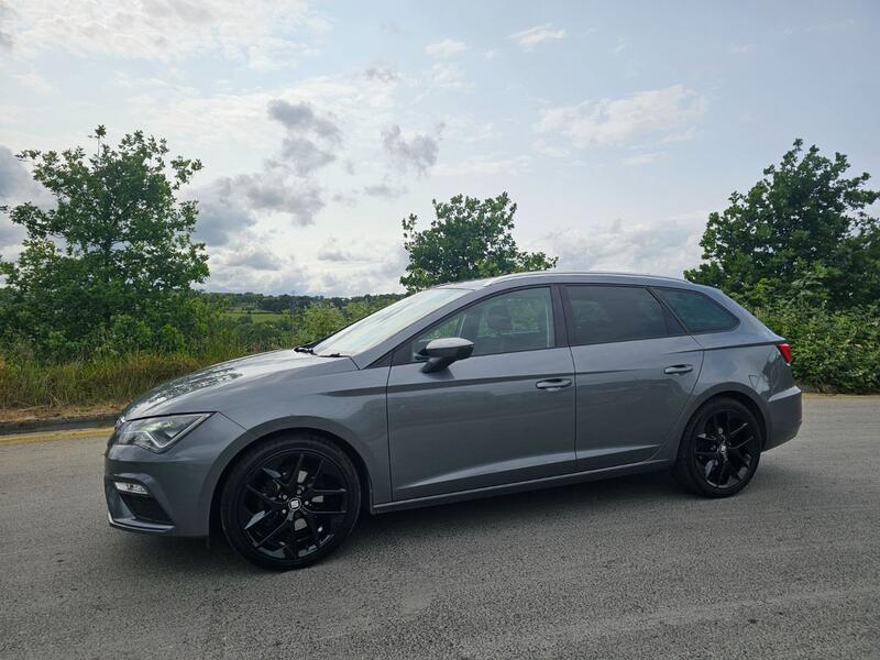View SEAT LEON 2.0 TDI FR Technology