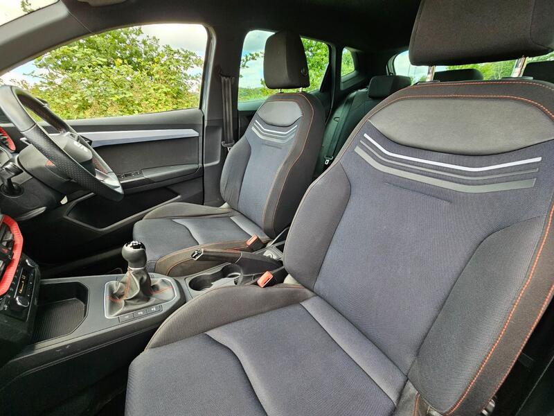 View SEAT IBIZA 1.0 TSI FR