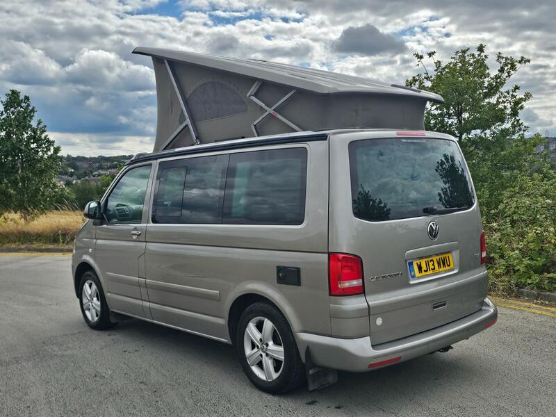 View VOLKSWAGEN CALIFORNIA 2.0TD AUTOMATIC