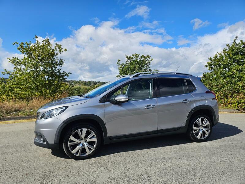 View PEUGEOT 2008 1.5 BlueHDi Allure