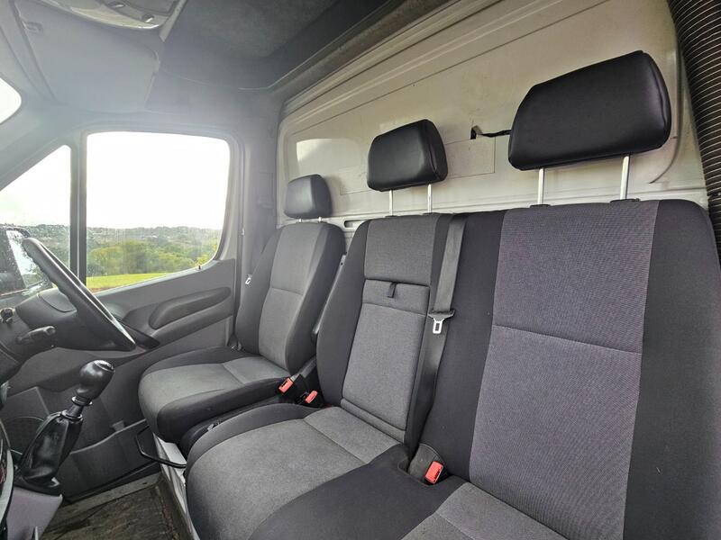 View VOLKSWAGEN CRAFTER 2.0 TDi Recovery Truck