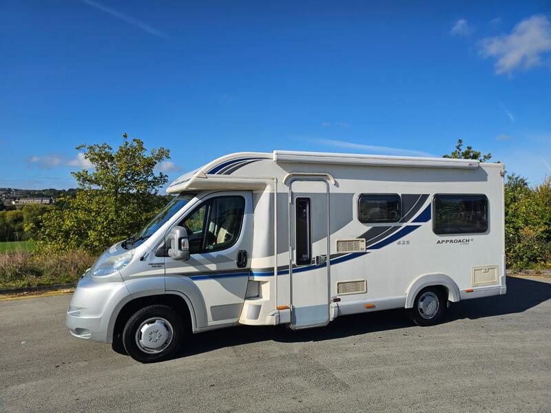 View PEUGEOT BOXER Bailey Advantage SE 625